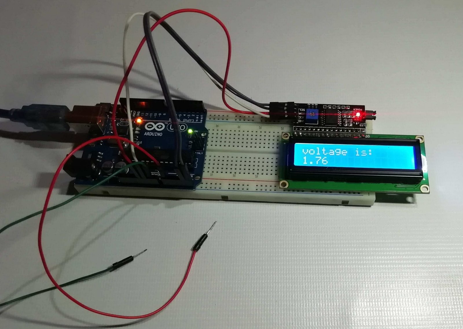 Digital Voltmeter Using Arduino 16x2 LCD IoT Projects Ideas