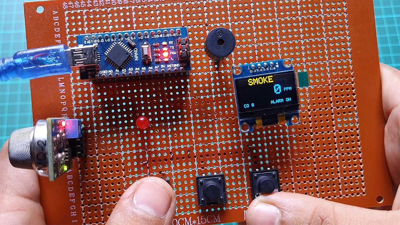 Smoke Gas Leakage Detector Using Arduino MQ2 Sensor