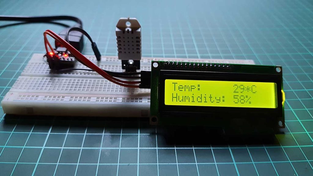 Tiny Weather Station on LCD Display