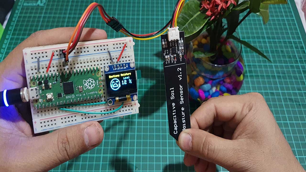 Capacitive Soil Moisture Sensor With Raspberry Pi Pico