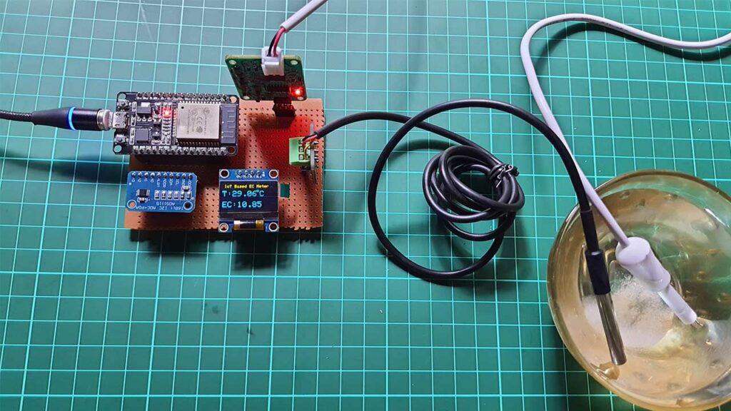 IoT Water Quality Monitoring with TDS Sensor & ESP32